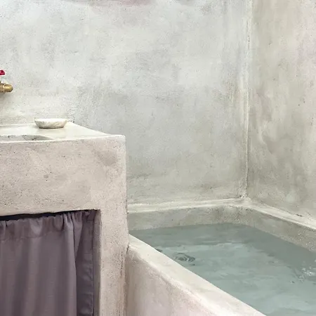 La Cueva Milos Lägenhet *