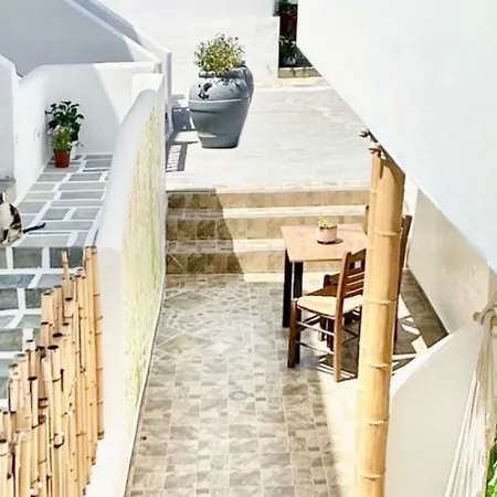 La Cueva Milos Lägenhet