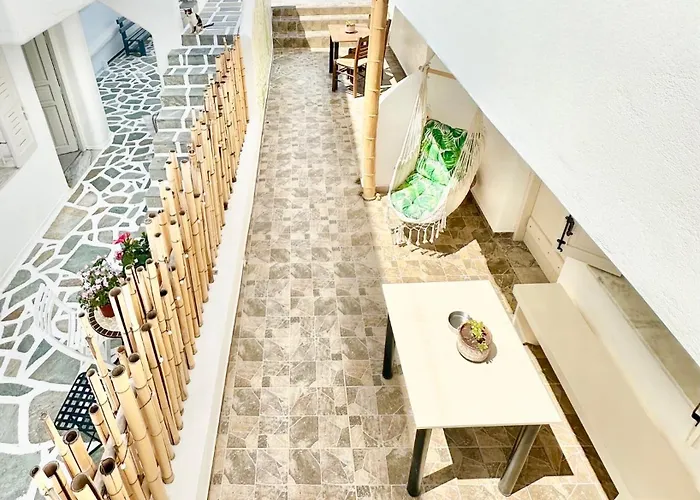 Apartamento La Cueva Milos Adamantas (Milos)